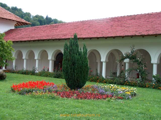 Manastirea Sambata.