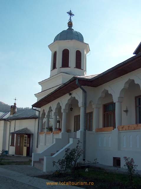 Manastirea Suzana.